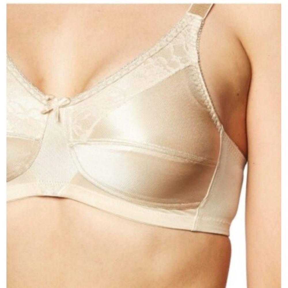 Amoena Womens‎ Nancy Bra Sz 50C Beige Unlined Wireless Classic Front Close 44739